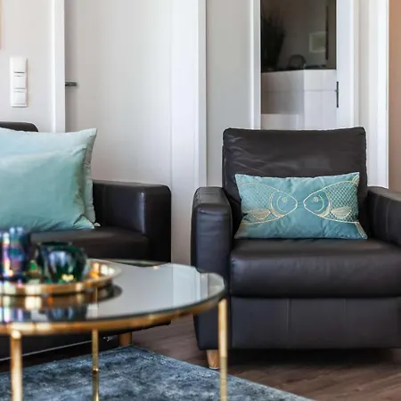 Traumhafter Meerblick Vom Balkon, Gratis Nutzung Vom Ahoi Erlebnisbad Und Sauna In Sellin - Bergfrieden