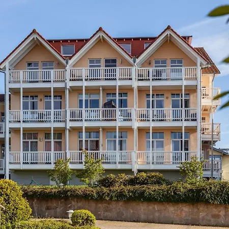 Traumhafter Meerblick Vom Balkon, Gratis Nutzung Vom Ahoi Erlebnisbad Und Sauna In Sellin - Bergfrieden Apartmán