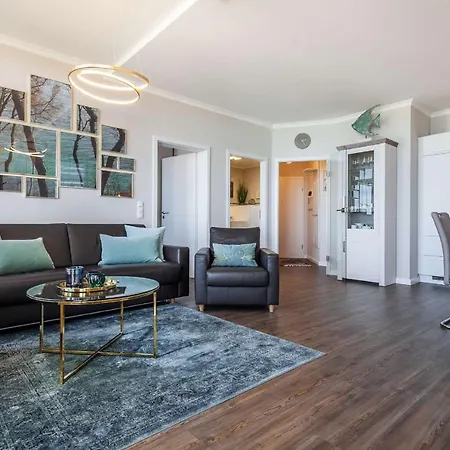 Traumhafter Meerblick Vom Balkon, Gratis Nutzung Vom Ahoi Erlebnisbad Und Sauna In Sellin - Bergfrieden Apartmán