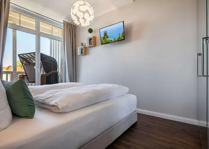 Traumhafter Meerblick Vom Balkon, Gratis Nutzung Vom Ahoi Erlebnisbad Und Sauna In Sellin - Bergfrieden Apartman *