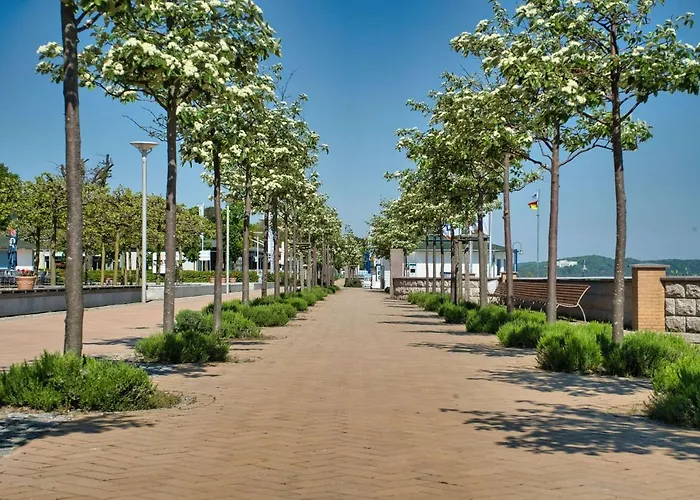 Traumhafter Meerblick Vom Balkon, Gratis Nutzung Vom Ahoi Erlebnisbad Und Sauna In Sellin - Bergfrieden Apartman *